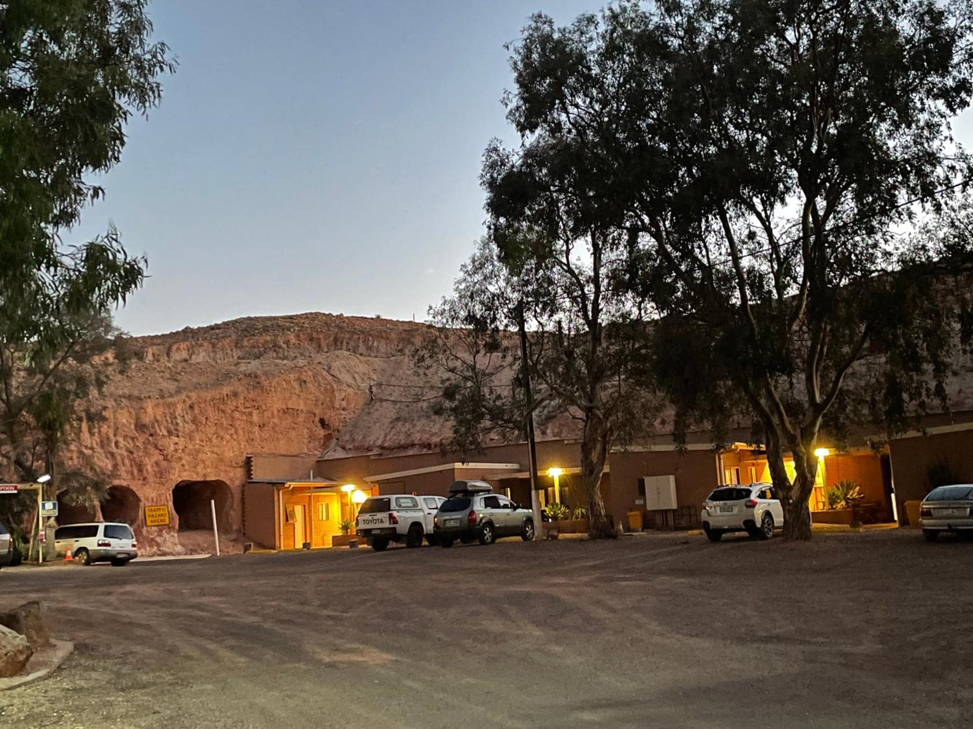 Desert View Apartments Coober Pedy Exterior foto